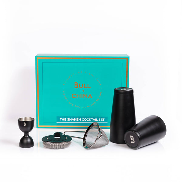 Shaken Cocktail Set – Matte Black (5-Piece Barware Set)